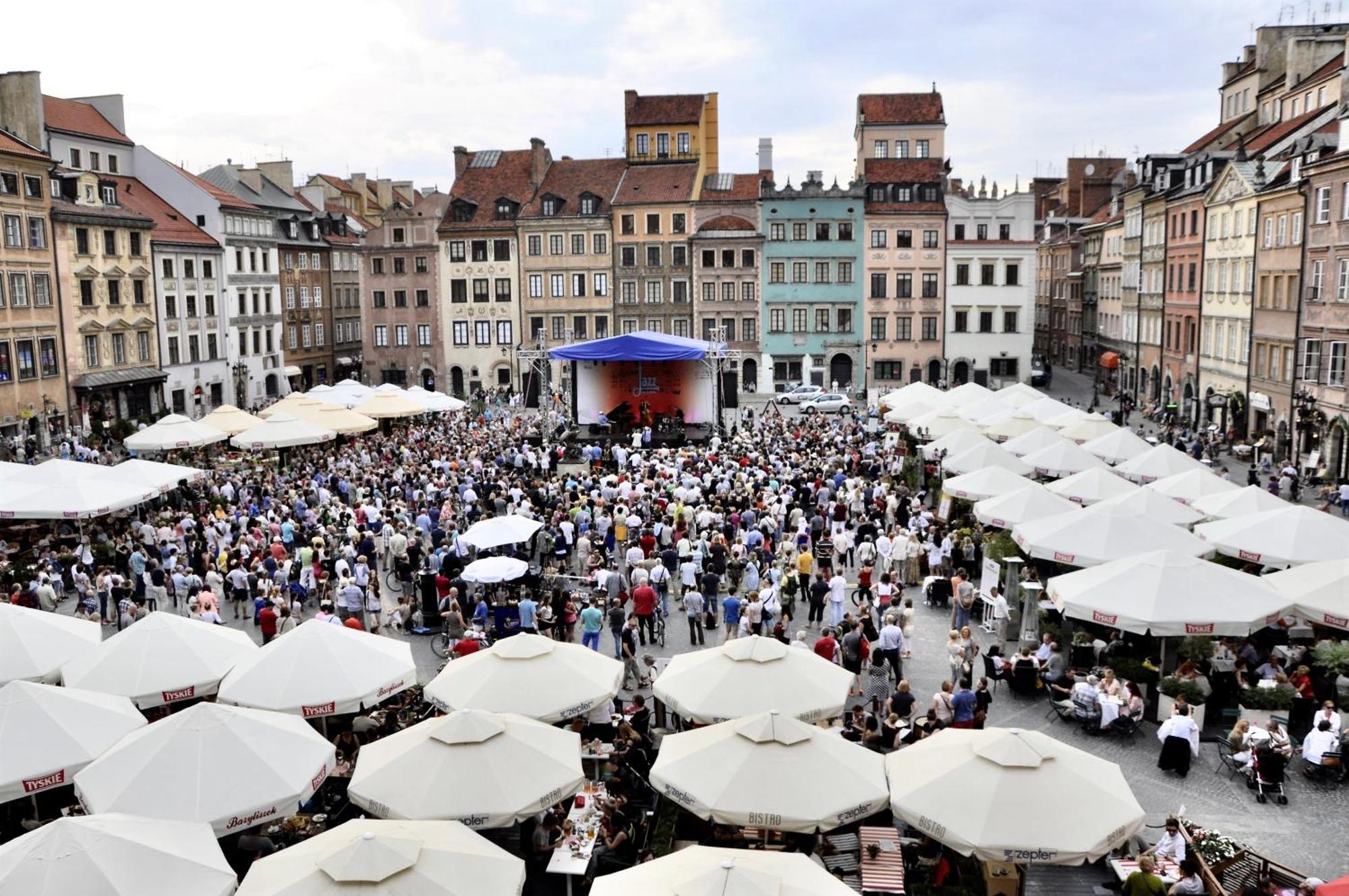 Mondrian Luxury Suites & Apartments Market Square I Варшава Стая снимка