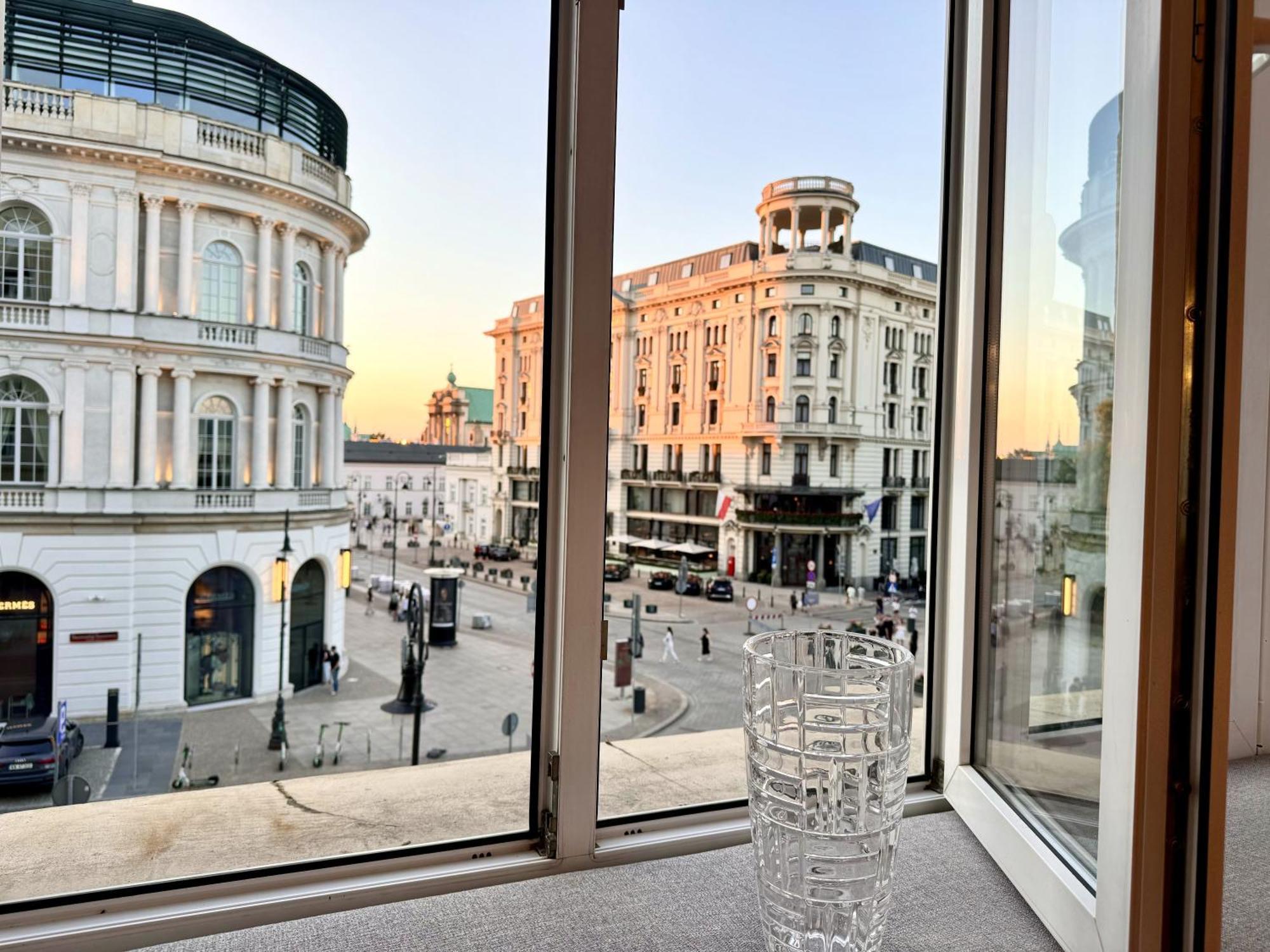 Mondrian Luxury Suites & Apartments Market Square I Варшава Екстериор снимка